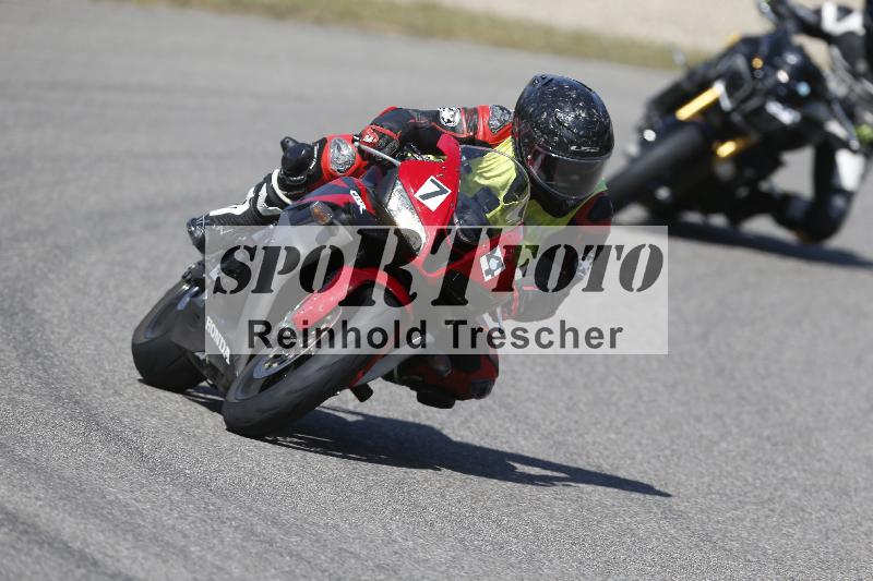 /07 09.04.2026 Cornu Master School ADR/Gruppe blau/74